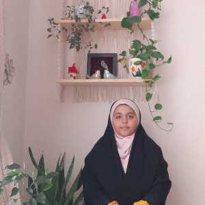 مریم حسن نژاد